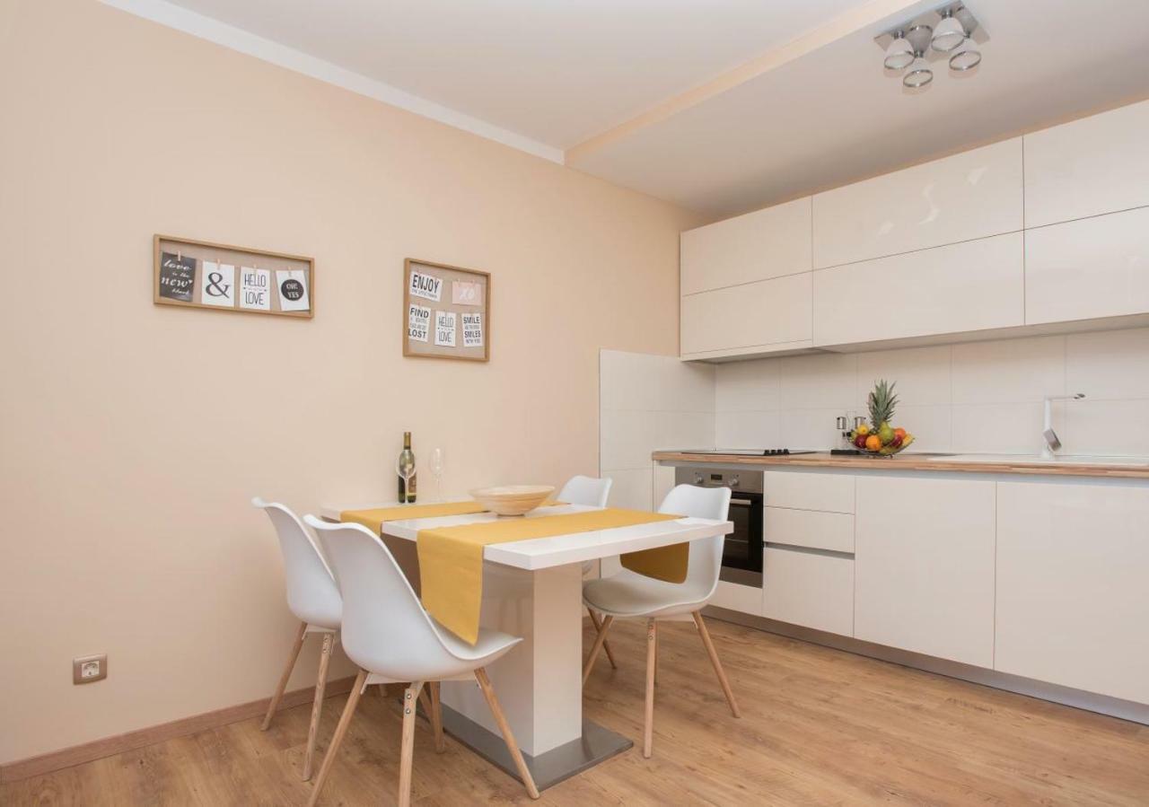 Apartman Mate Luka Makarska Buitenkant foto